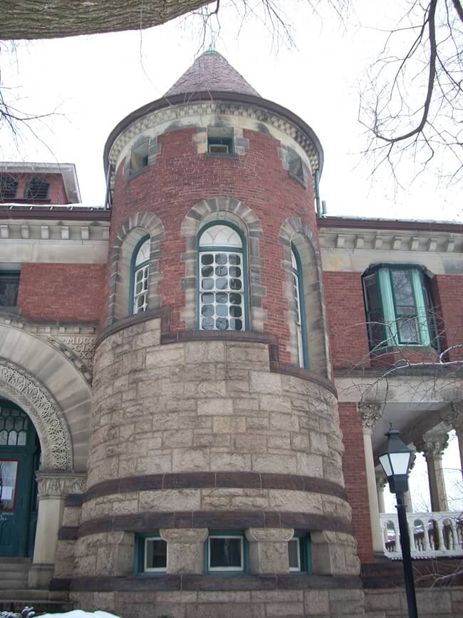 Lyman-Hall-Brown-University-Tower-Window-Sash-Replication-RESIZED