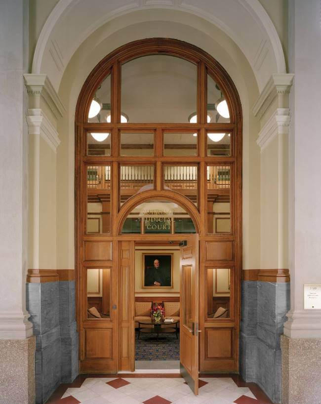 Rsz_john-adams-courthouse-monumental-entrance-08-RESIZED